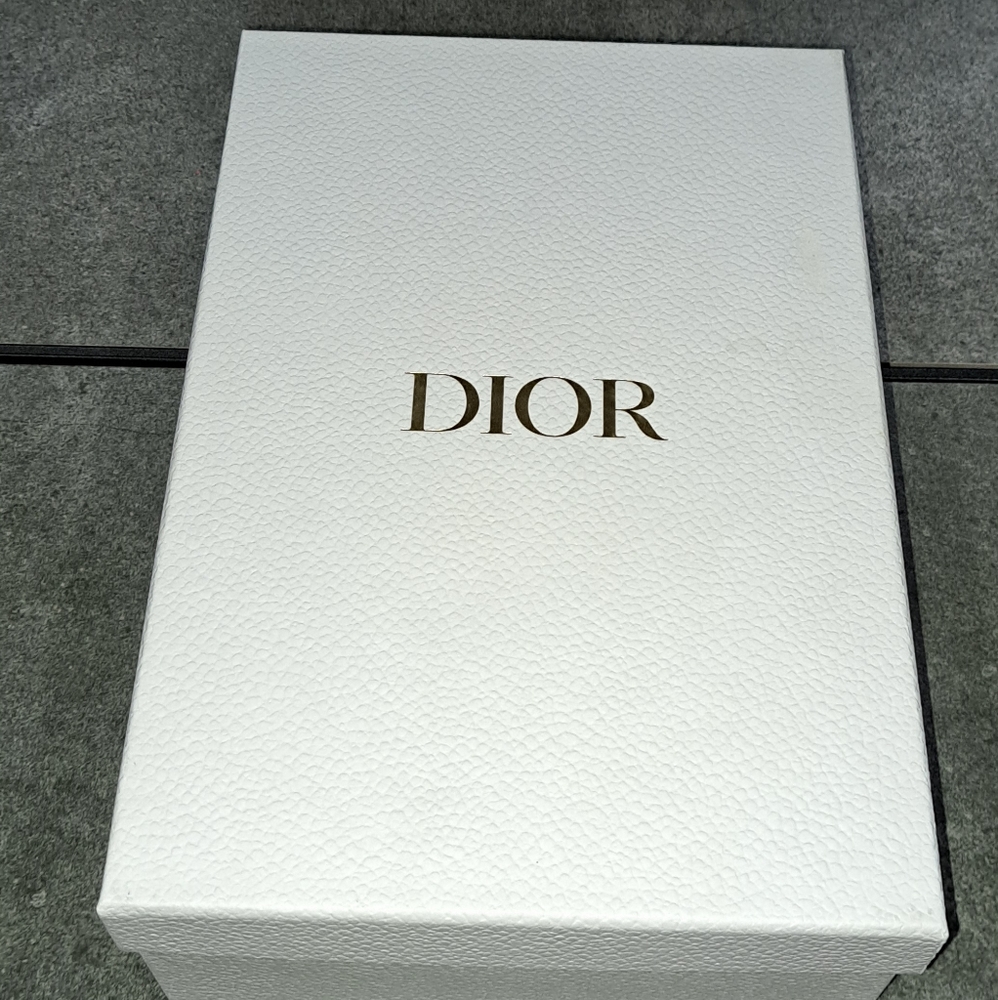 Dior shoe box